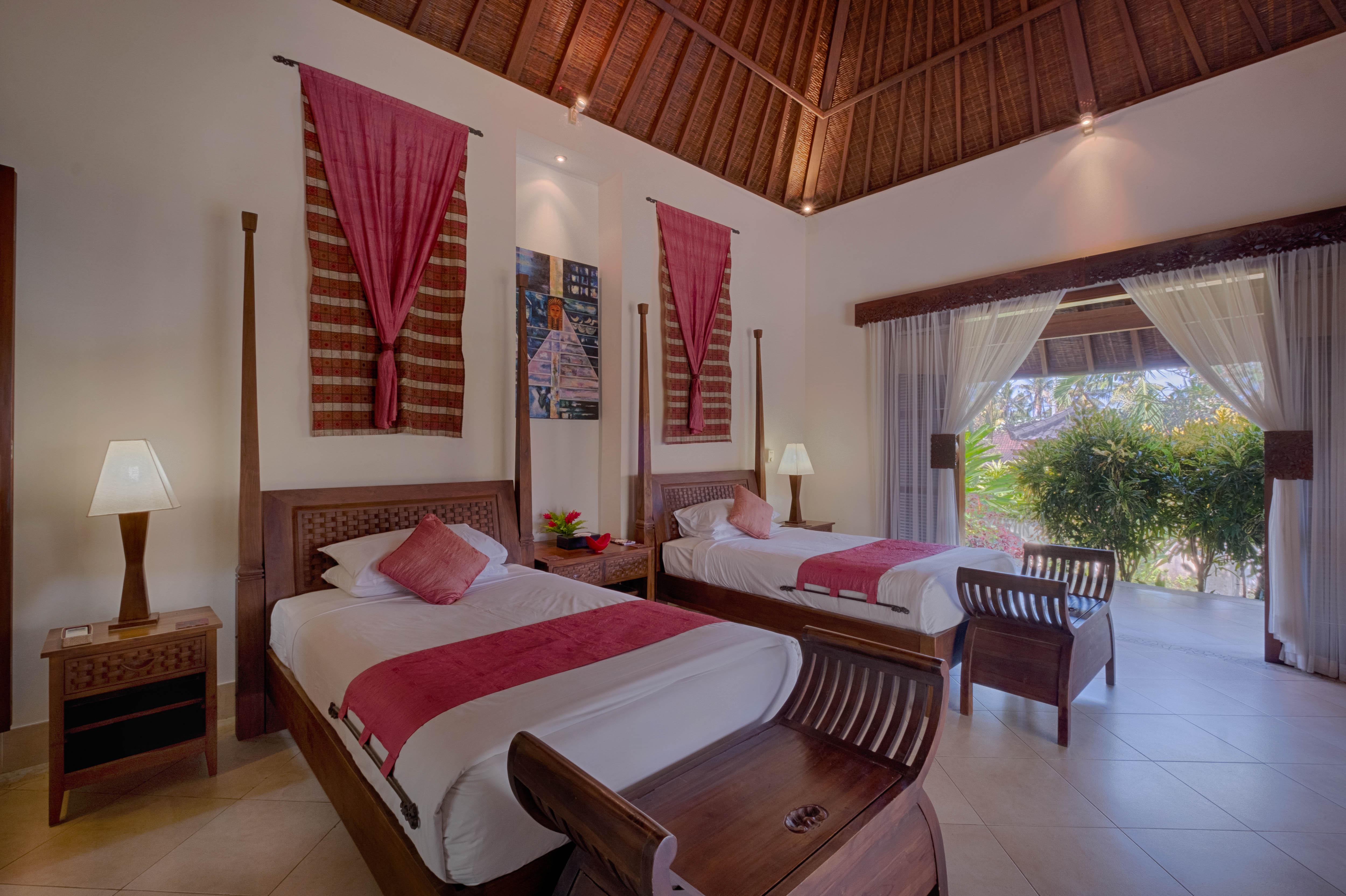 Kutus Kutus Saba Beach Villa Sukawati  Exterior photo
