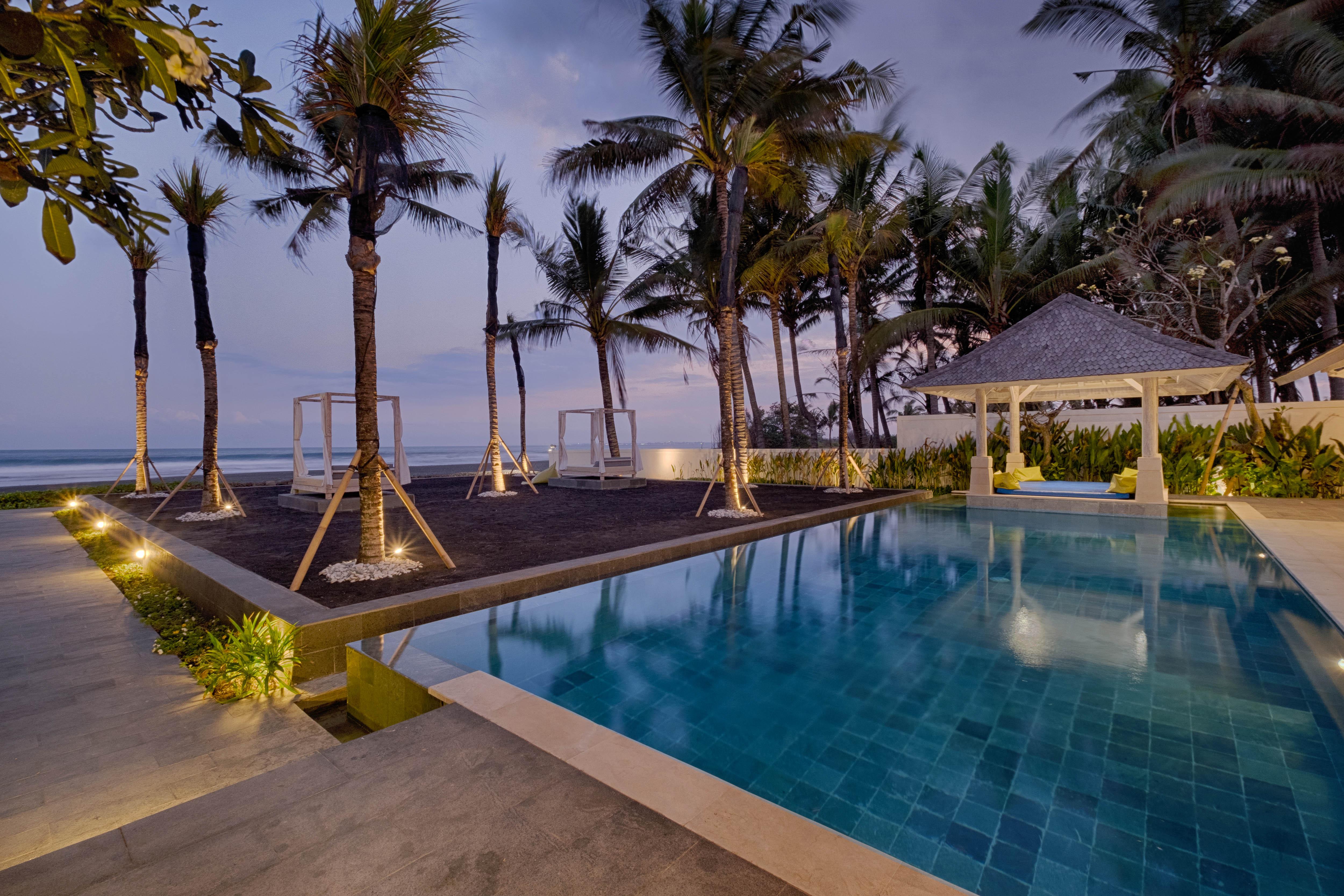Kutus Kutus Saba Beach Villa Sukawati  Exterior photo