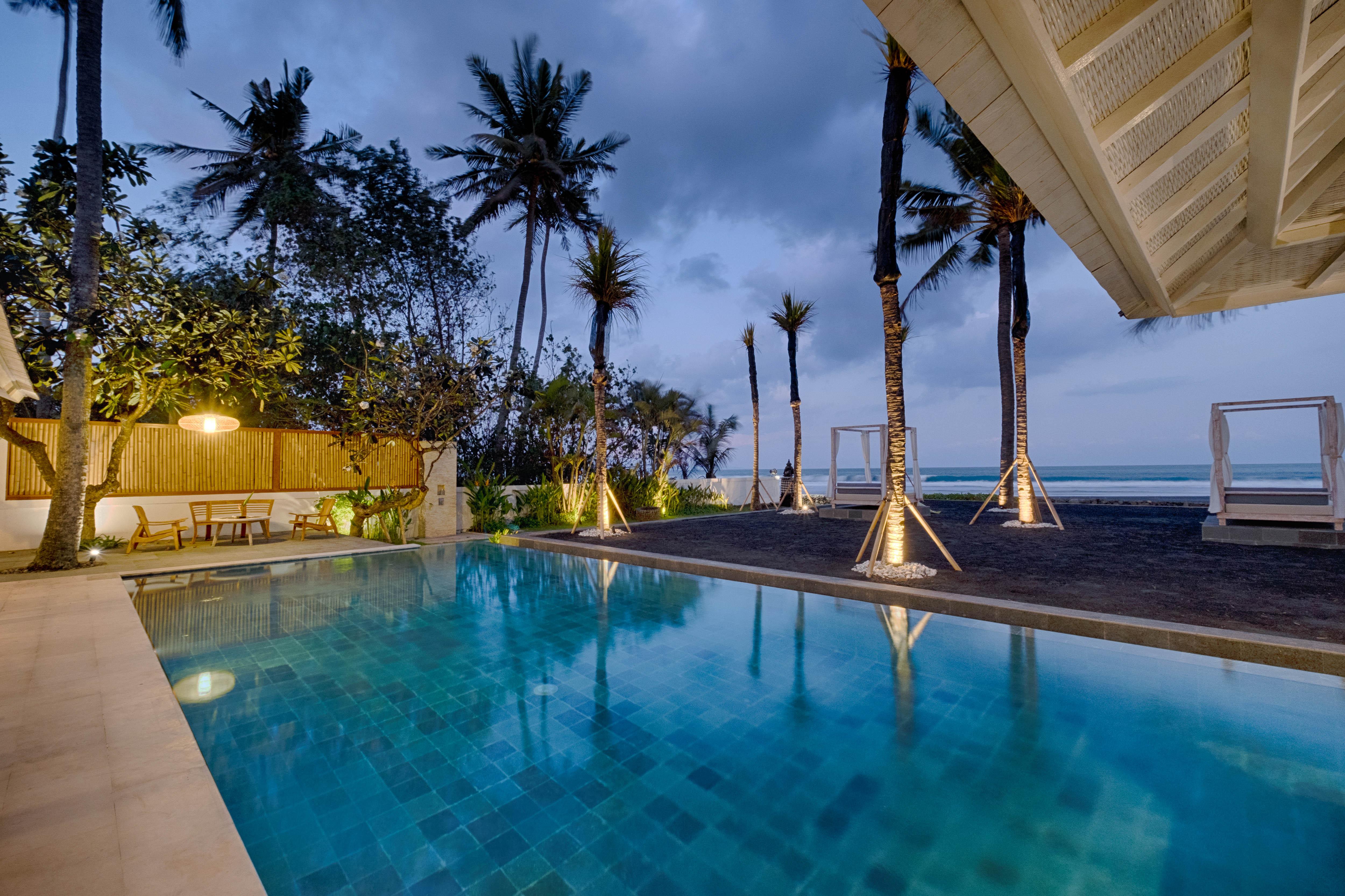 Kutus Kutus Saba Beach Villa Sukawati  Exterior photo